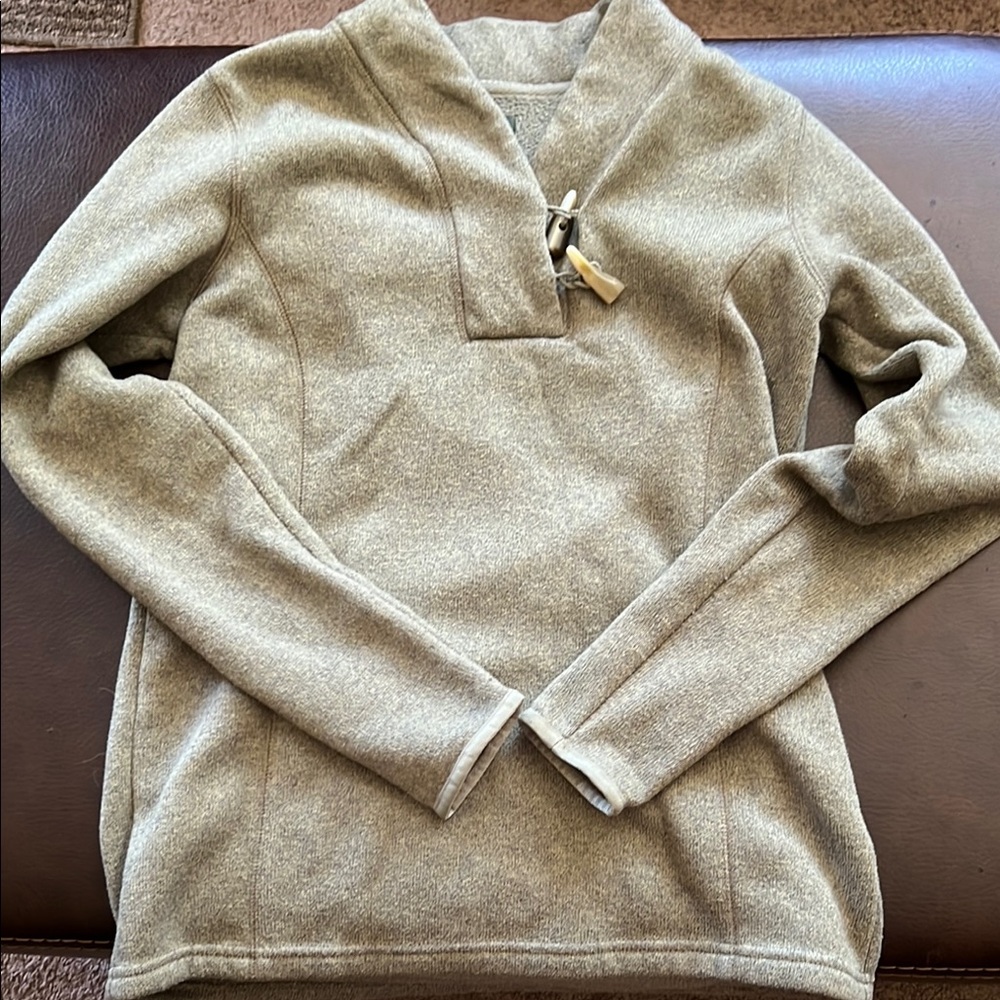 Women’s Eddie Bauer Sweater, Size M